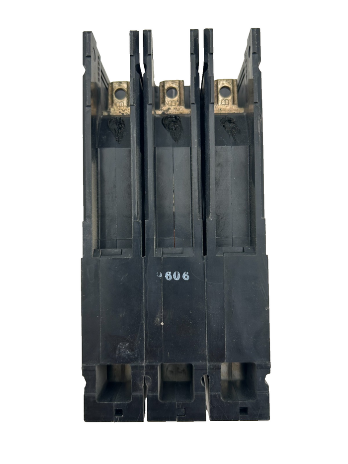 8704916