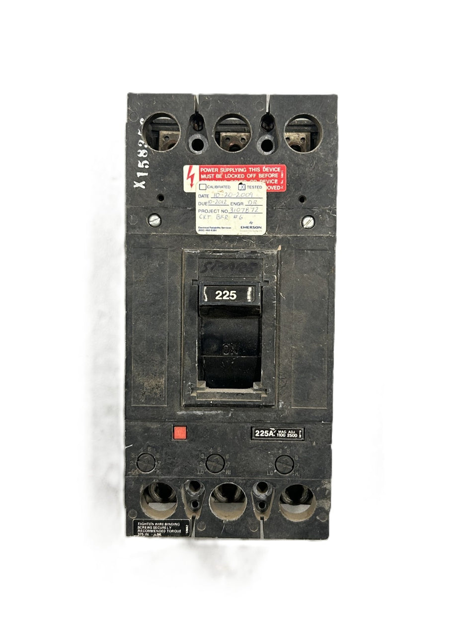 8915044