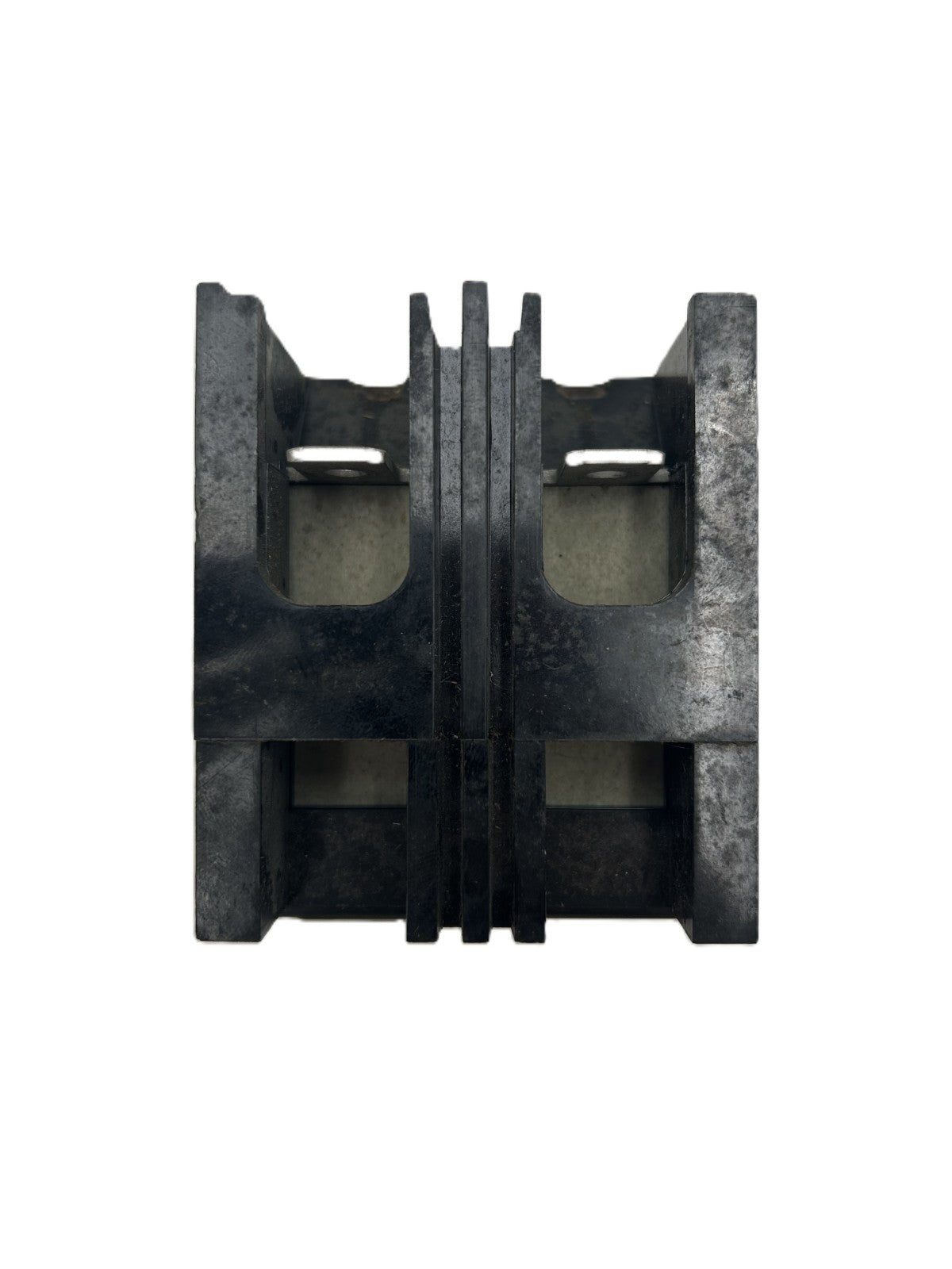 8882564