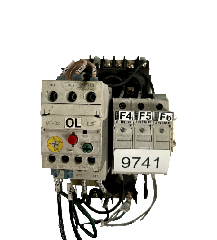 7445763
