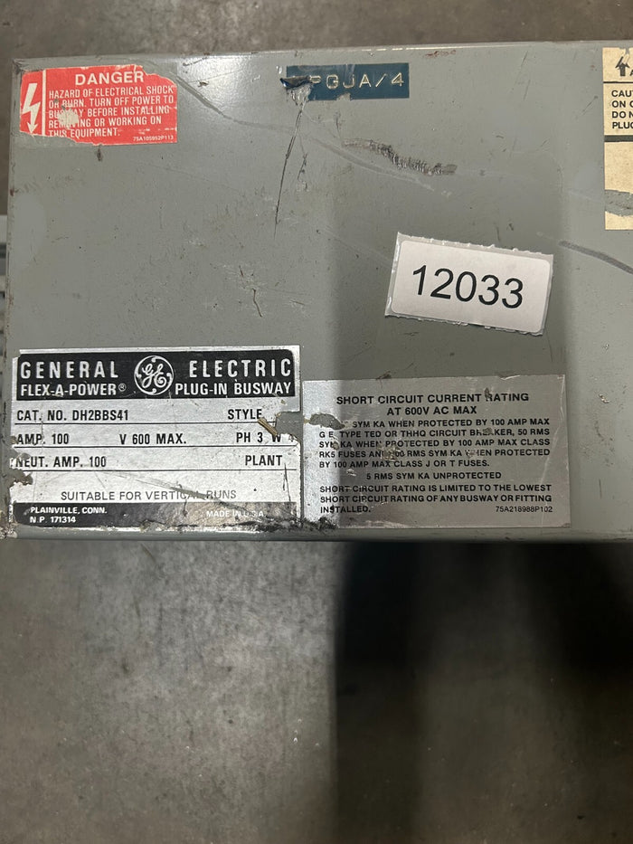 7431724