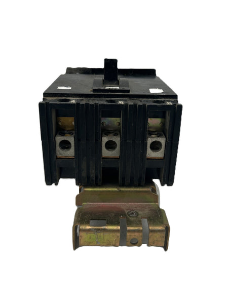 8940243