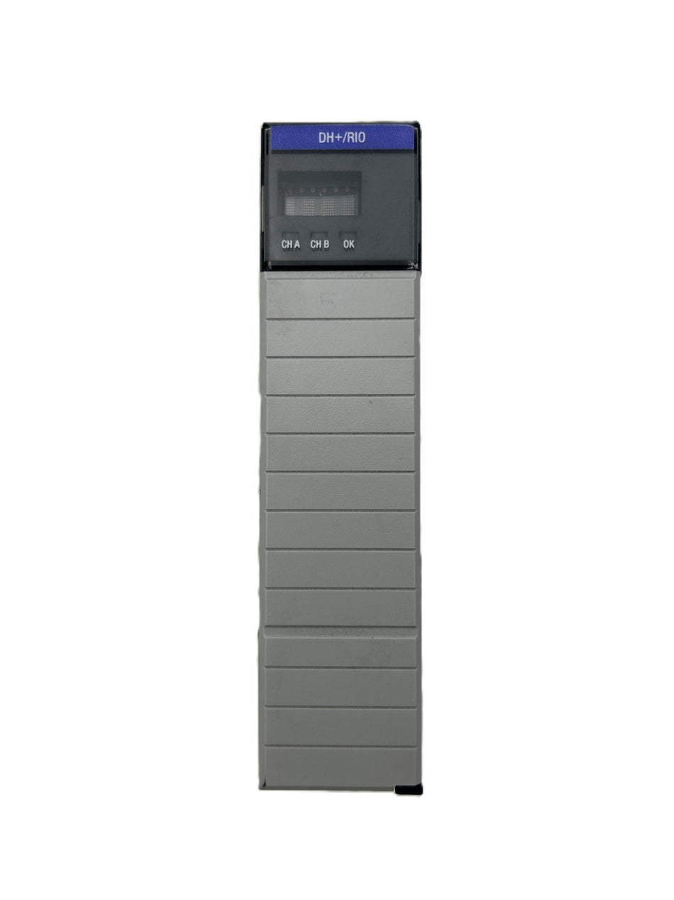 8652304