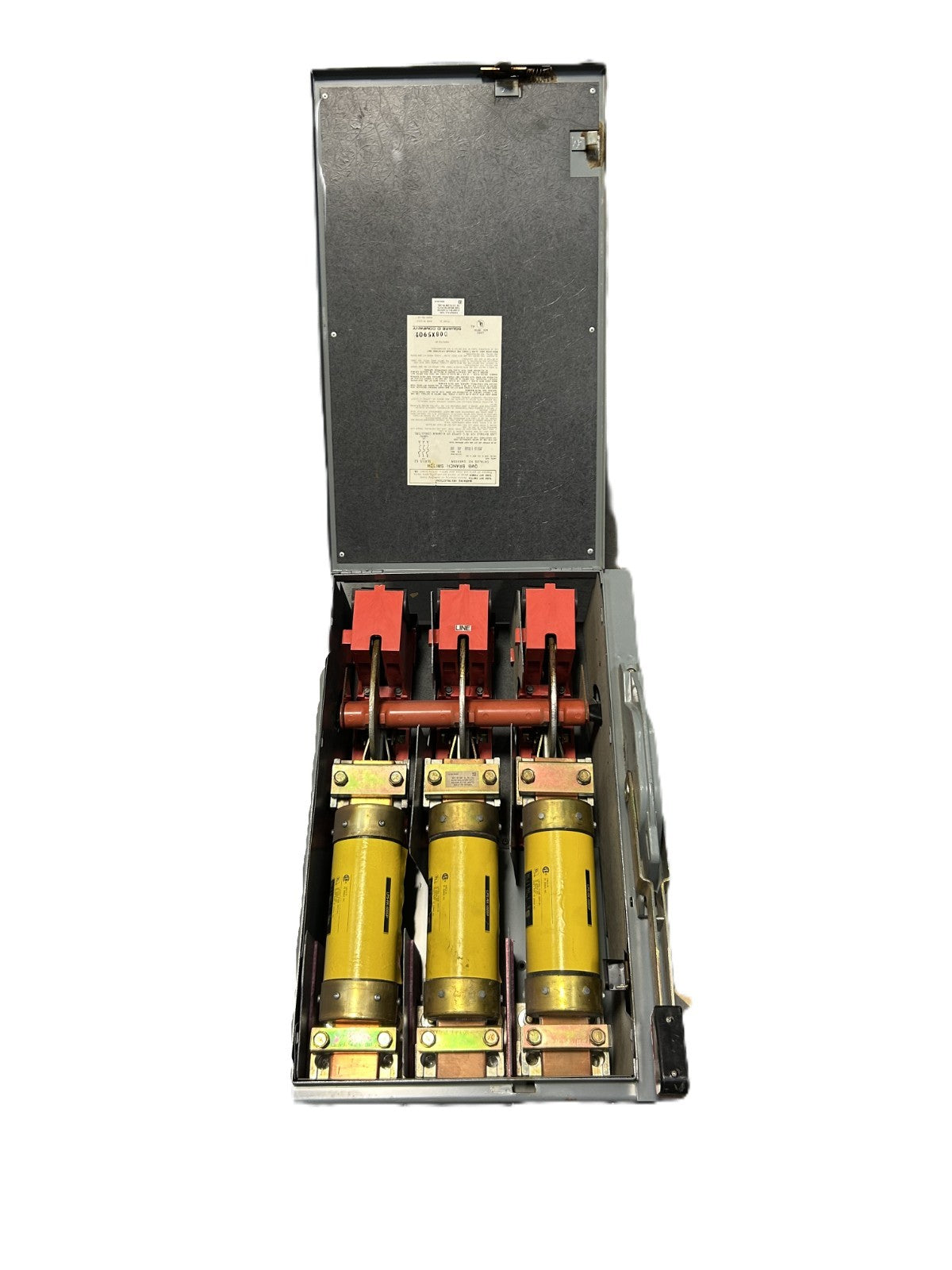 8253758