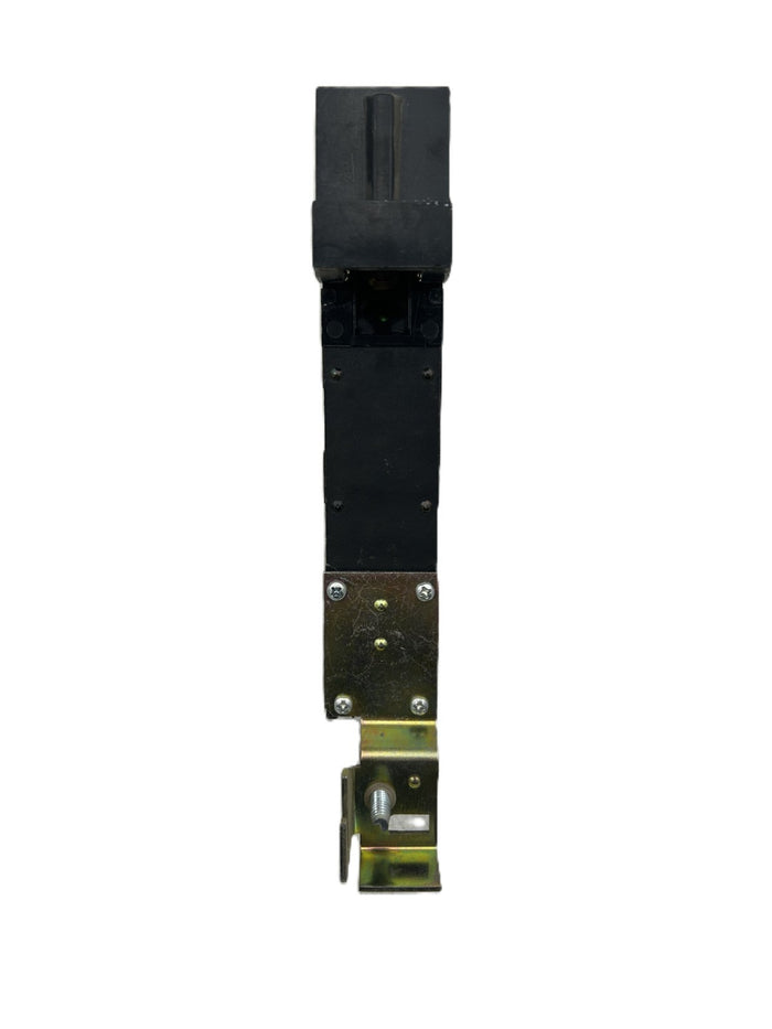 8952738