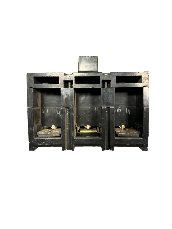 7944022