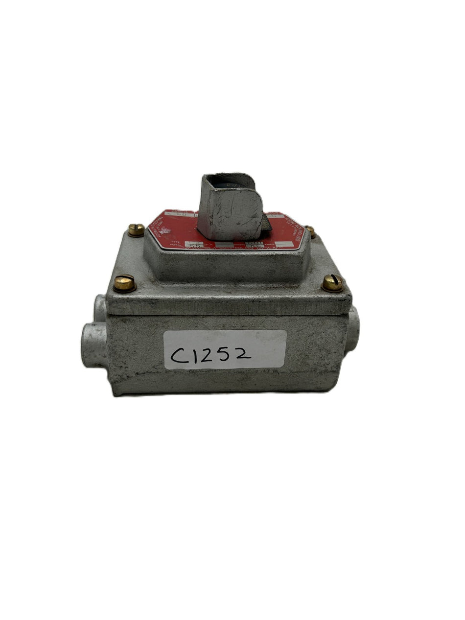 8941968