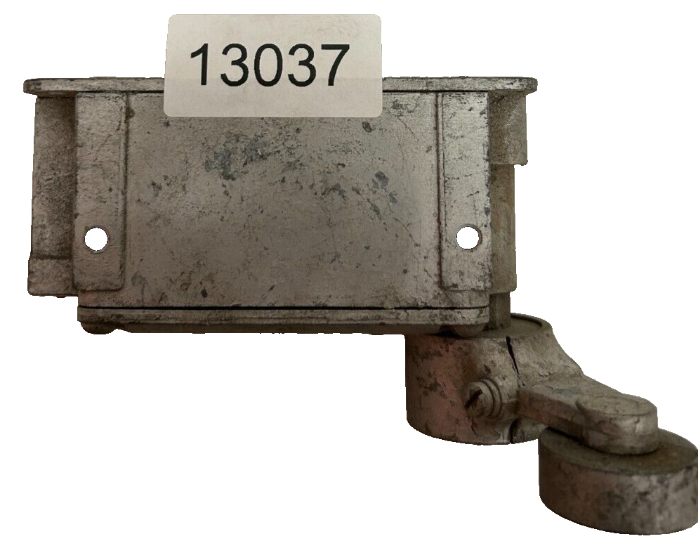7431725
