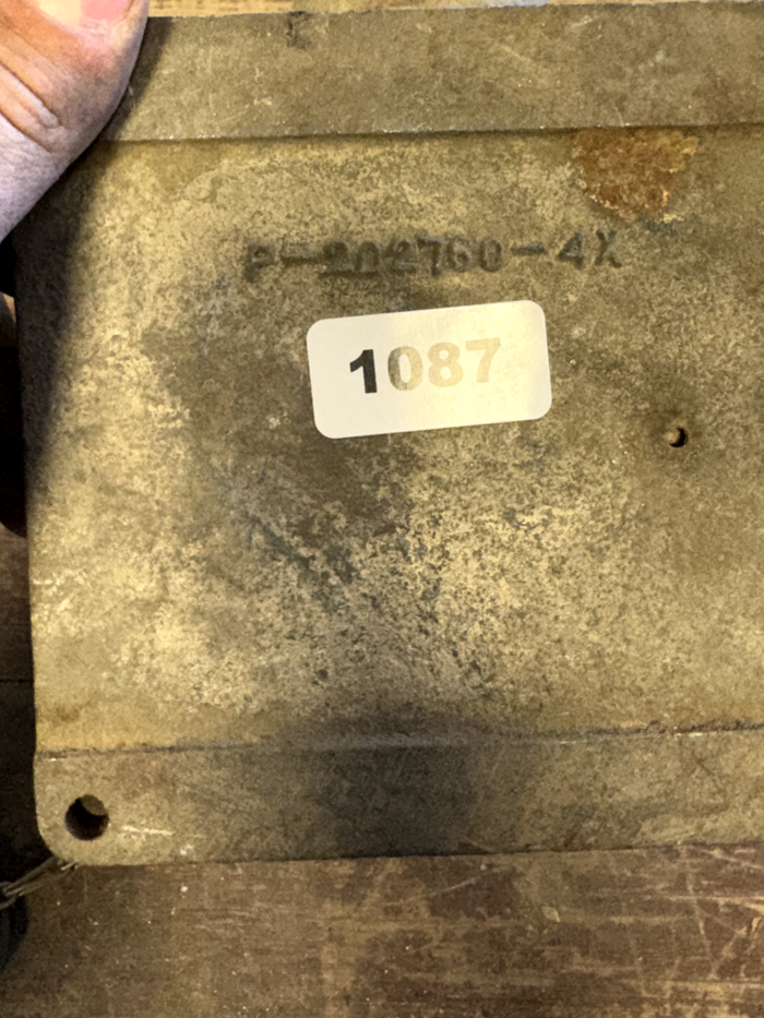 7447127