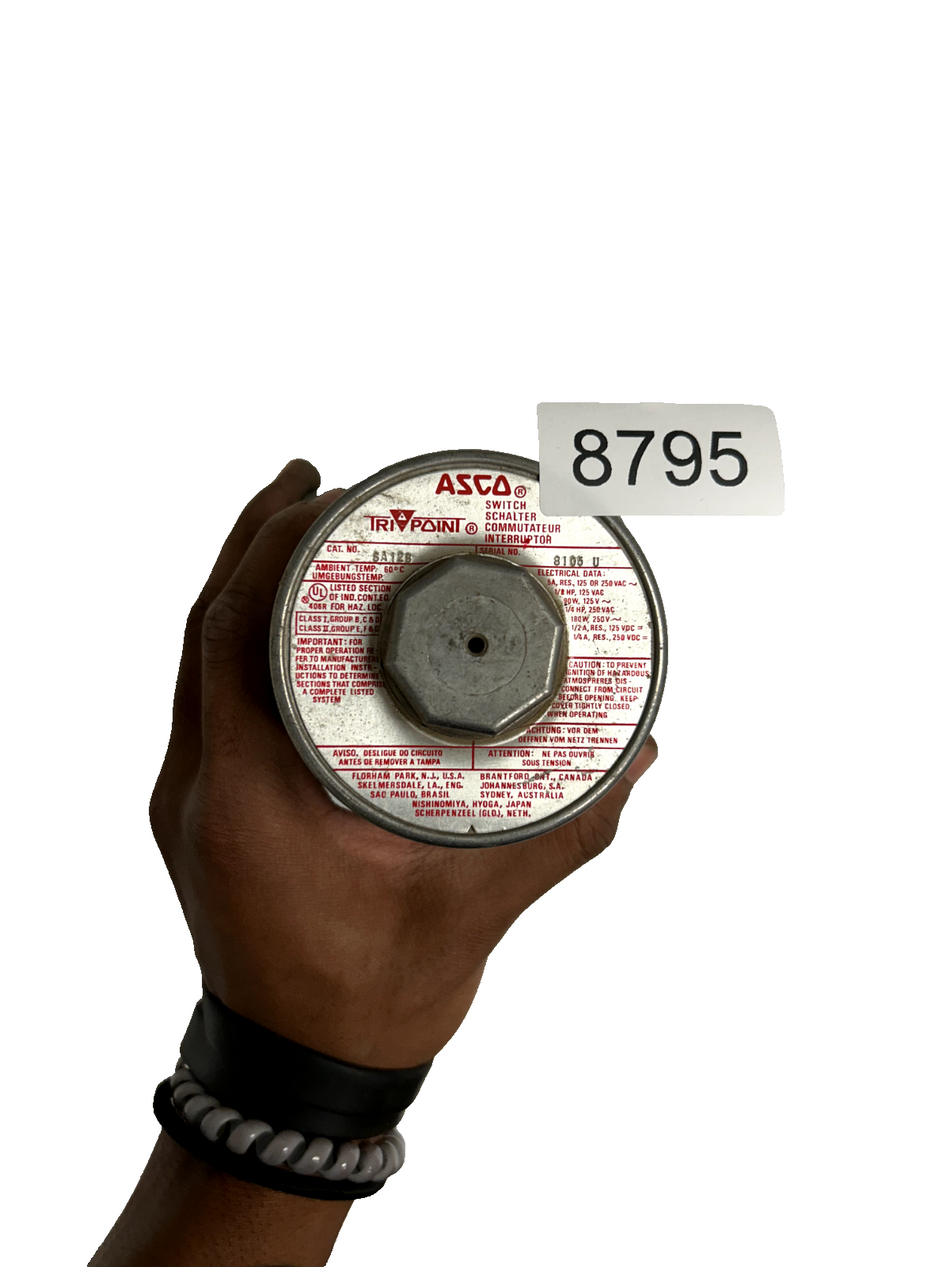7441929
