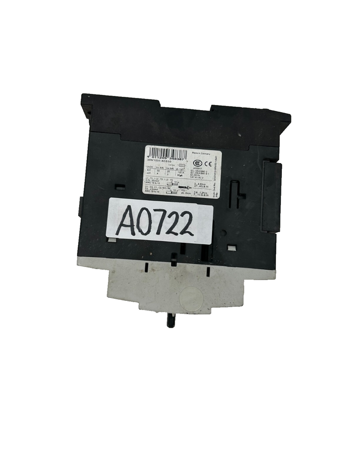 7432808