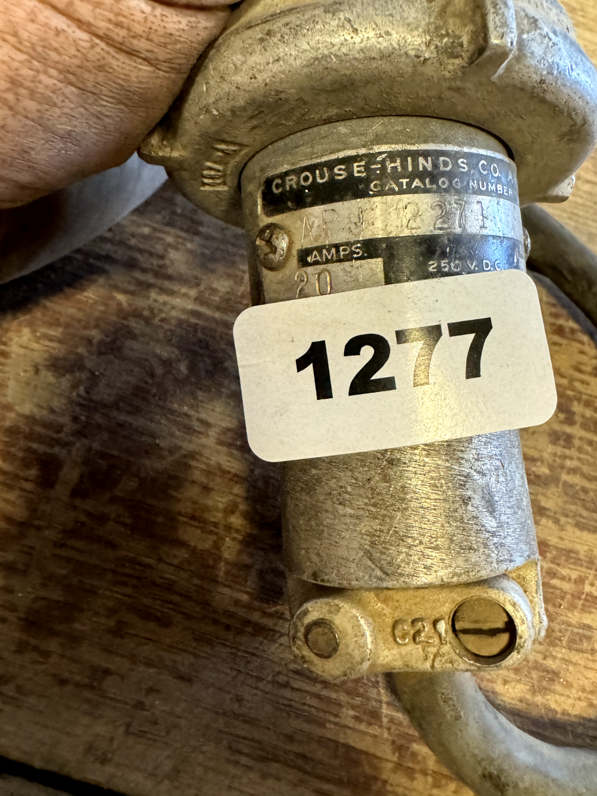 7443533