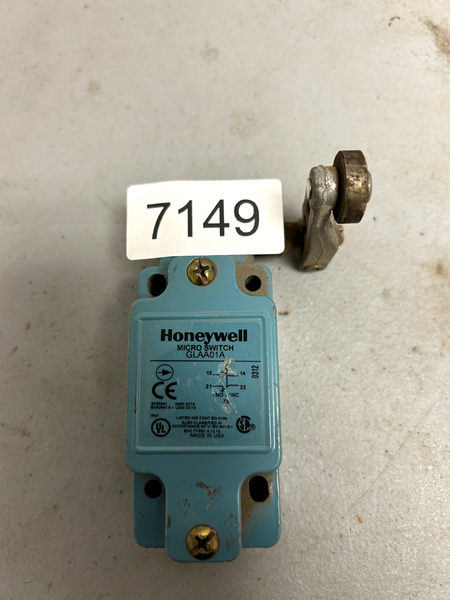 7431963