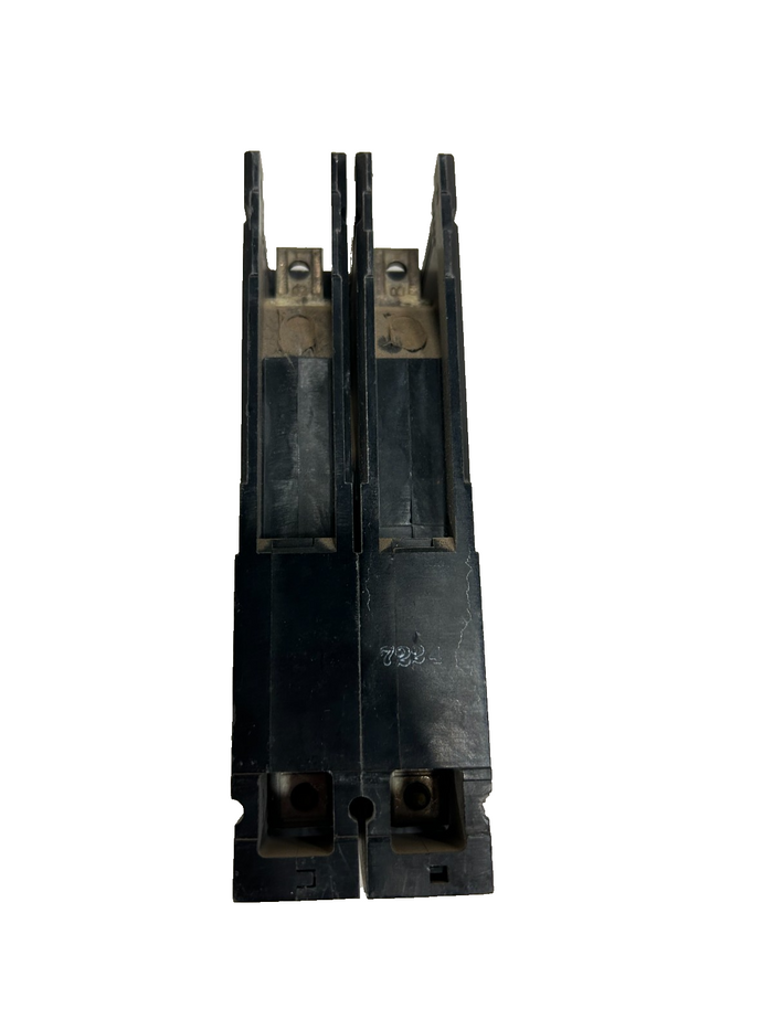8961151